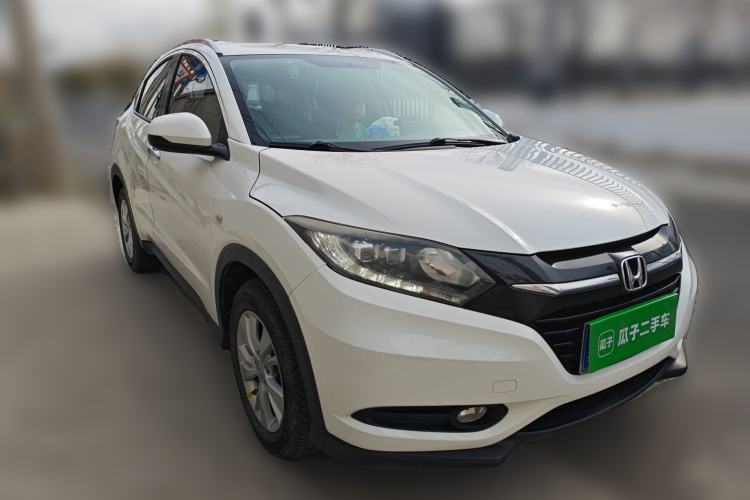 Used Honda Vezel 2018 1.5L CVT 2WD Technology Elite Model Front Right 45 Deg