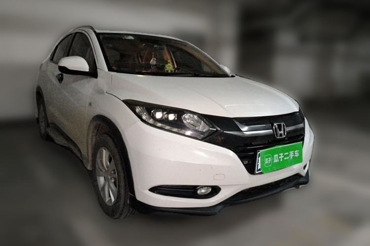 Used Honda Vezel 2018 1.5L CVT 2WD Technology Elite Model Front Right 45 Deg