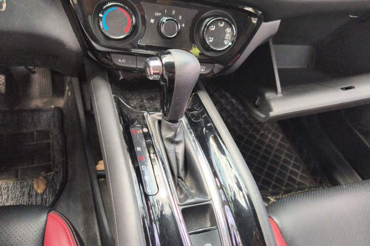 Used Honda Vezel 2018 1.5L CVT 2WD Technology Elite Model Gear Lever