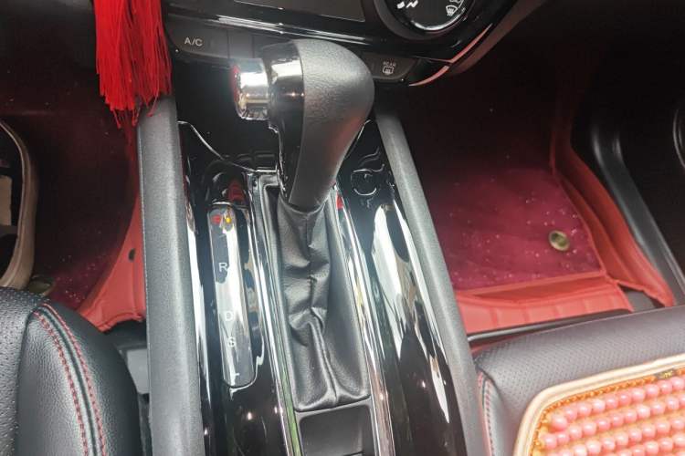 Used Honda Vezel 2018 1.5L CVT 2WD Technology Elite Model Gear Lever