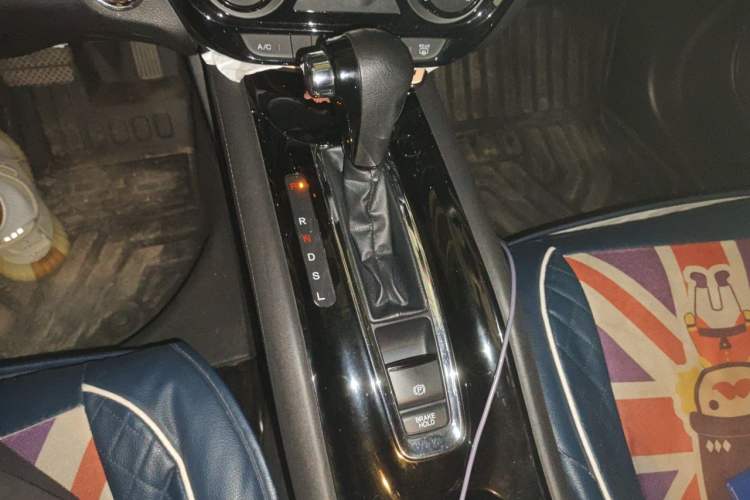 Used Honda Vezel 2018 1.5L CVT 2WD Technology Elite Model Gear Lever