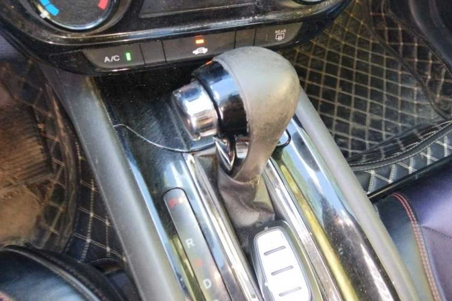 Used Honda Vezel 2018 1.5L CVT 2WD Technology Elite Model Gear Lever