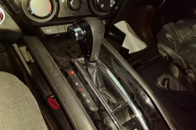 Used Honda Vezel 2018 1.5L CVT 2WD Technology Elite Model Gear Lever