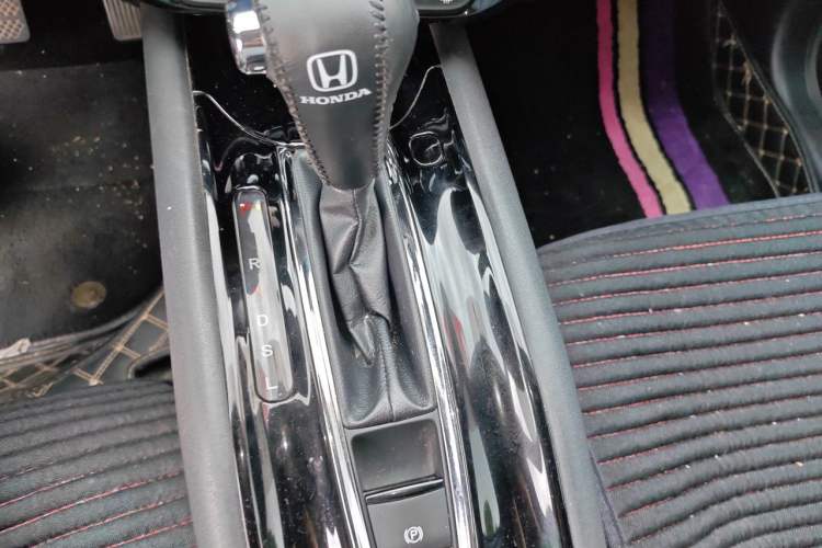 Used Honda Vezel 2018 1.5L CVT 2WD Technology Elite Model Gear Lever