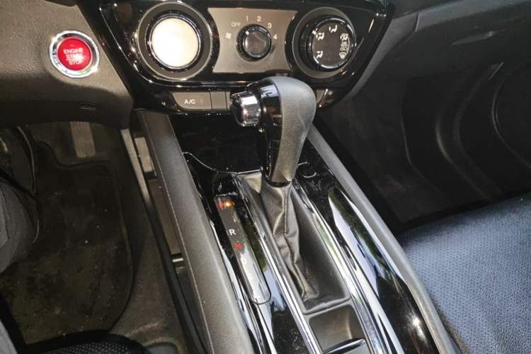 Used Honda Vezel 2018 1.5L CVT 2WD Technology Elite Model Gear Lever