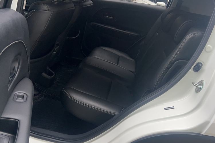 Used Honda Vezel 2018 1.5L CVT 2WD Technology Elite Model Interior 1