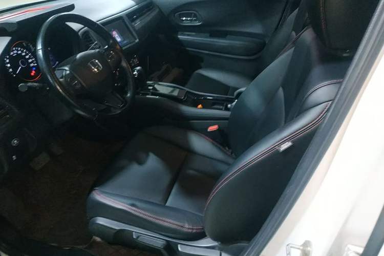 Used Honda Vezel 2018 1.5L CVT 2WD Technology Elite Model Interior 1