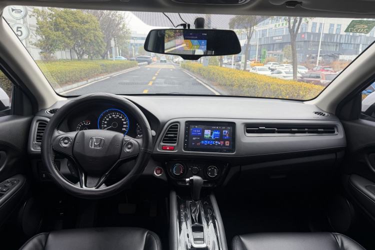 Used Honda Vezel 2018 1.5L CVT 2WD Technology Elite Model Interior 1
