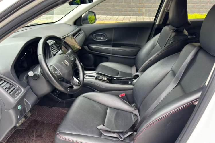 Used Honda Vezel 2018 1.5L CVT 2WD Technology Elite Model Interior 2