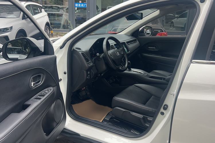 Used Honda Vezel 2018 1.5L CVT 2WD Technology Elite Model Interior 2