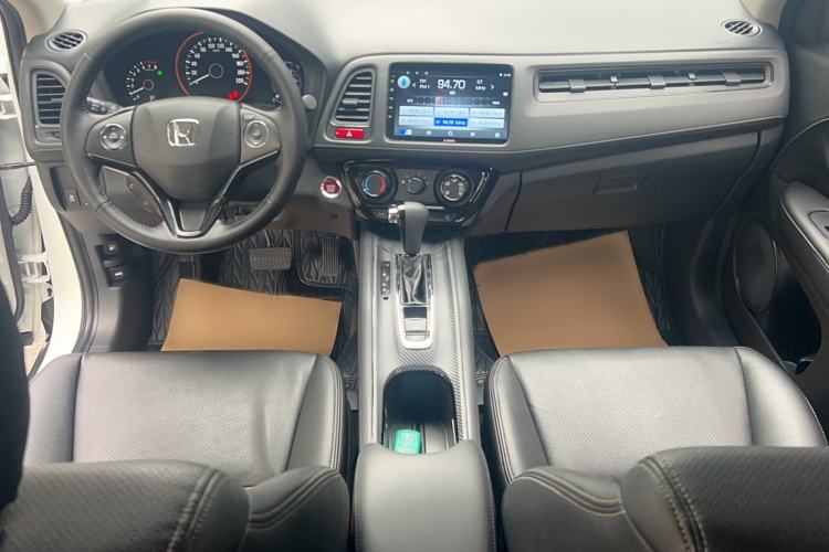 Used Honda Vezel 2018 1.5L CVT 2WD Technology Elite Model Interior 3
