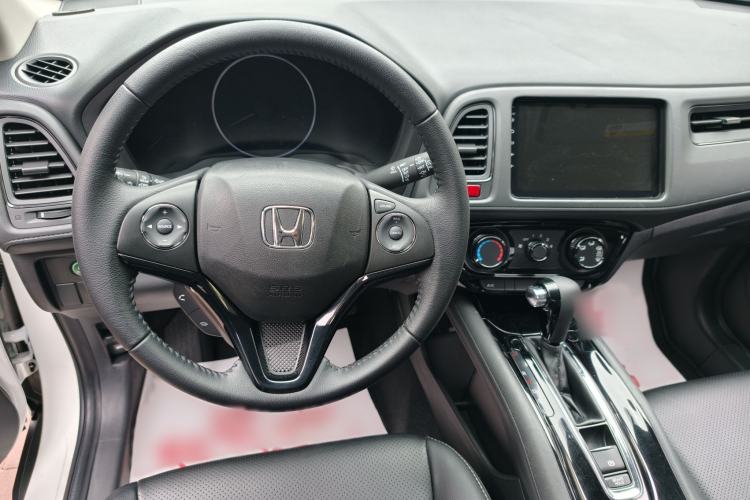 Used Honda Vezel 2018 1.5L CVT 2WD Technology Elite Model Interior 5
