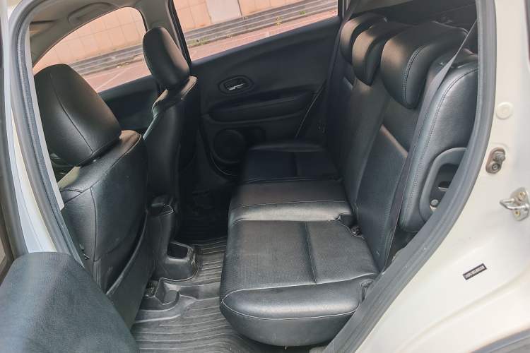 Used Honda Vezel 2018 1.5L CVT 2WD Technology Elite Model Interior 5