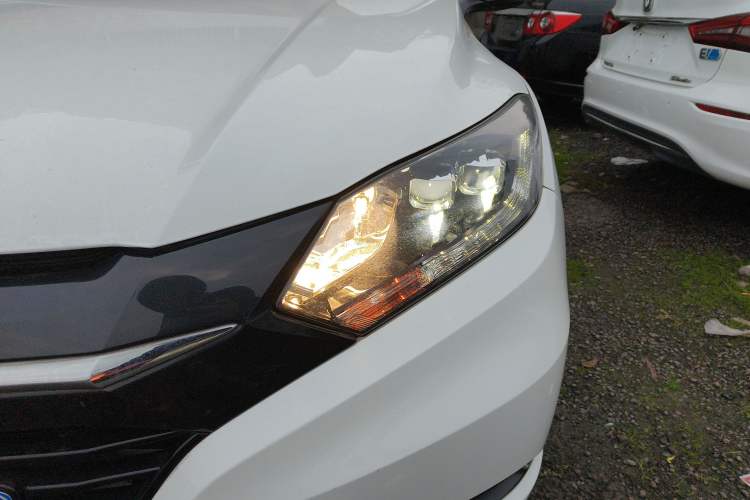 Used Honda Vezel 2018 1.5L CVT 2WD Technology Elite Model Left Front Headlight