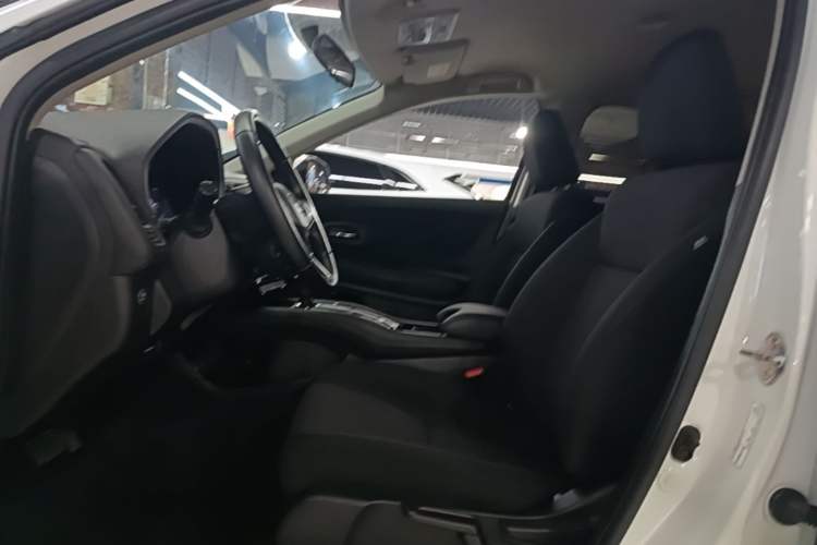 Used Honda Vezel 2018 1.5L CVT 2WD Technology Elite Model Left Front Seat