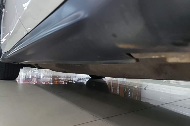 Used Honda Vezel 2018 1.5L CVT 2WD Technology Elite Model Left Side Sill