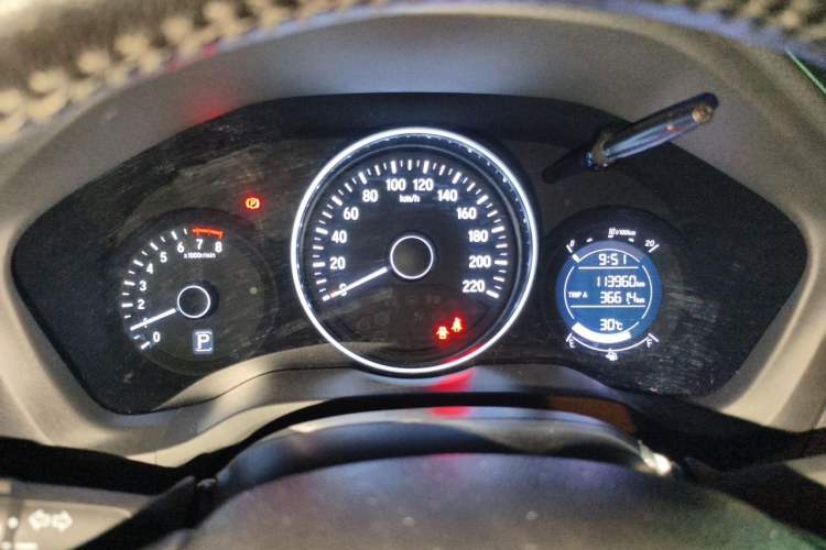 Used Honda Vezel 2018 1.5L CVT 2WD Technology Elite Model Odometer Close Up
