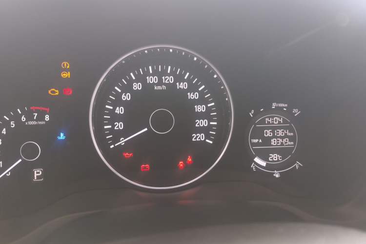 Used Honda Vezel 2018 1.5L CVT 2WD Technology Elite Model Odometer Close Up