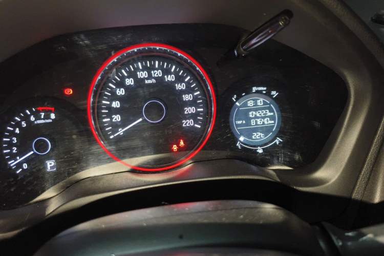 Used Honda Vezel 2018 1.5L CVT 2WD Technology Elite Model Odometer Close Up