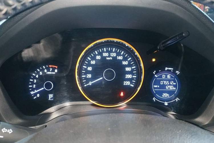Used Honda Vezel 2018 1.5L CVT 2WD Technology Elite Model Odometer Close Up