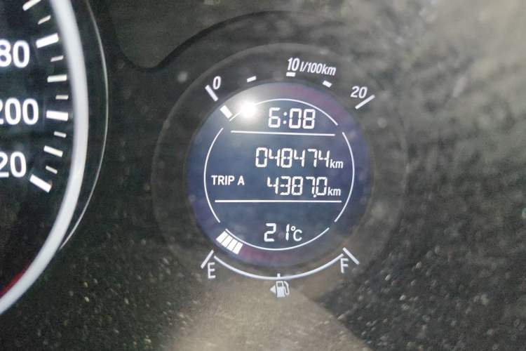 Used Honda Vezel 2018 1.5L CVT 2WD Technology Elite Model Odometer Close Up