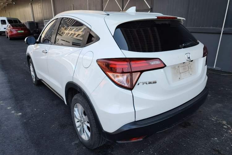 Used Honda Vezel 2018 1.5L CVT 2WD Technology Elite Model Rear Left 45 Deg