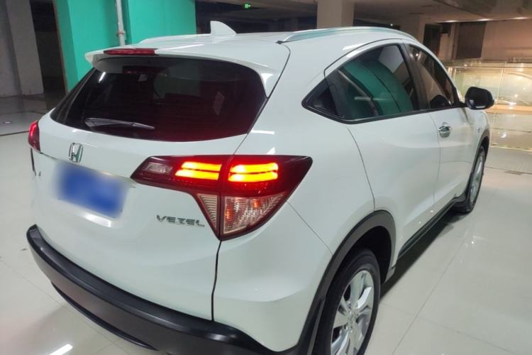 Used Honda Vezel 2018 1.5L CVT 2WD Technology Elite Model Rear Right 45 Deg