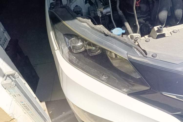 Used Honda Vezel 2018 1.5L CVT 2WD Technology Elite Model Right Front Headlight