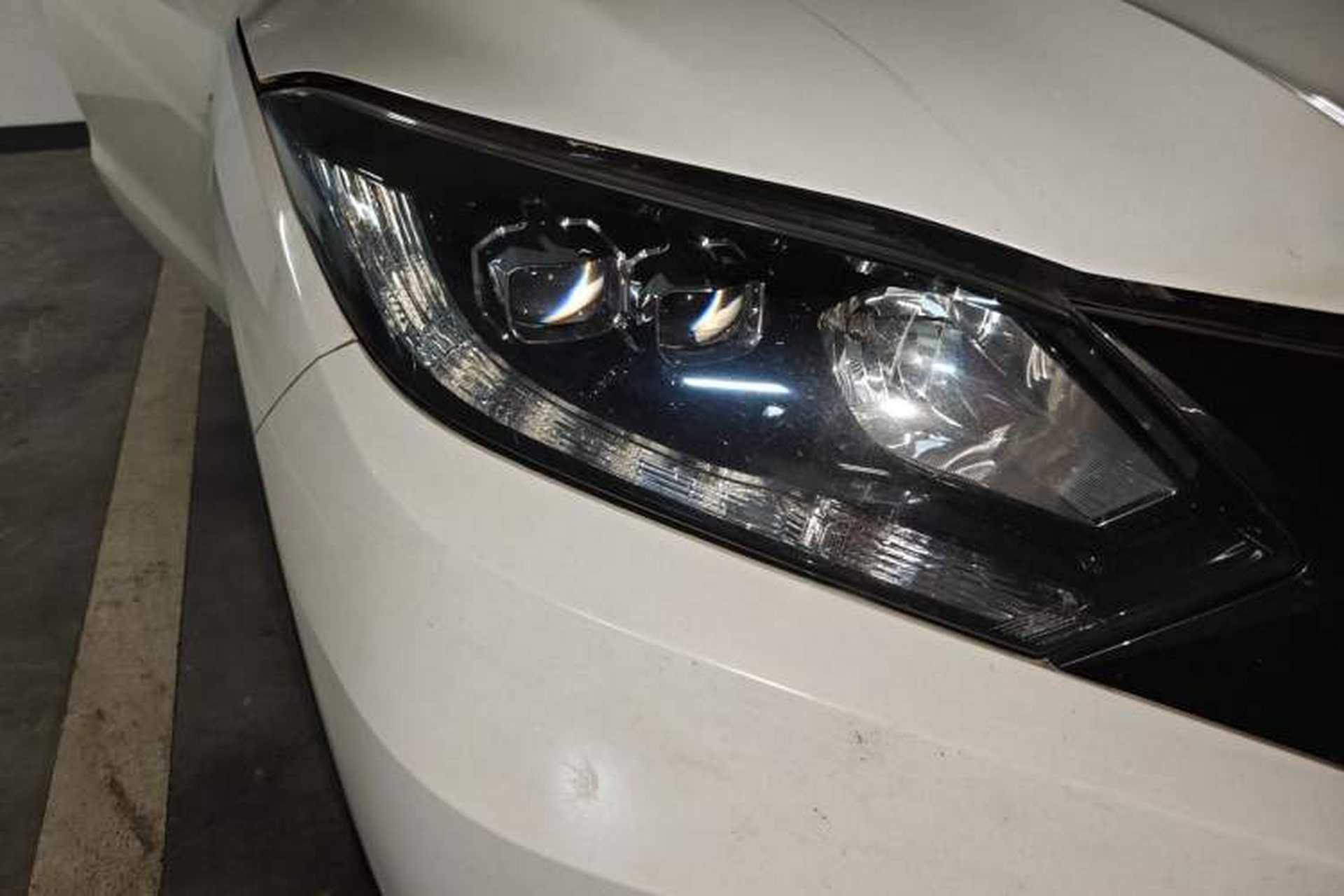 Used Honda Vezel 2018 1.5L CVT 2WD Technology Elite Model Right Front Headlight