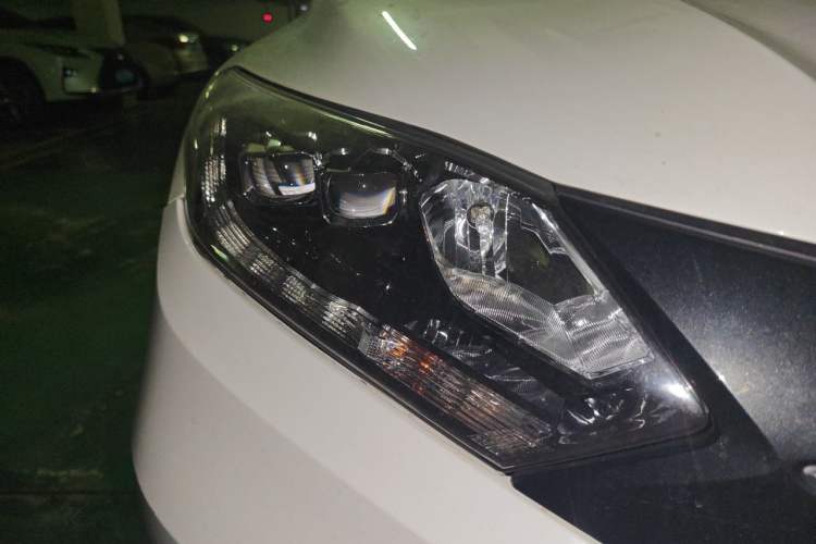 Used Honda Vezel 2018 1.5L CVT 2WD Technology Elite Model Right Front Headlight