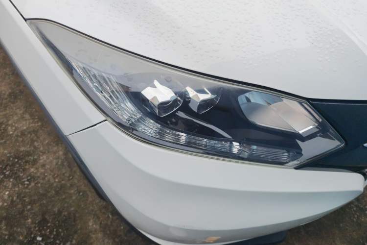 Used Honda Vezel 2018 1.5L CVT 2WD Technology Elite Model Right Front Headlight