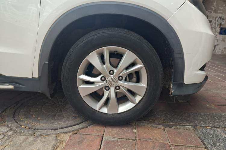 Used Honda Vezel 2018 1.5L CVT 2WD Technology Elite Model Right Front Wheel Hub