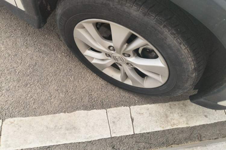Used Honda Vezel 2018 1.5L CVT 2WD Technology Elite Model Right Front Wheel Hub