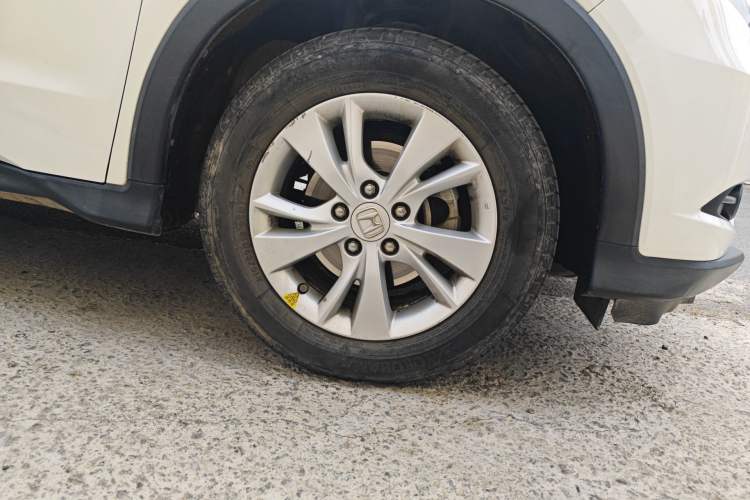 Used Honda Vezel 2018 1.5L CVT 2WD Technology Elite Model Right Front Wheel Hub