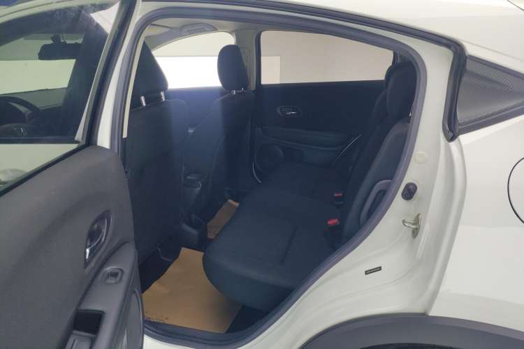 Used Honda Vezel 2018 1.5L CVT 2WD Technology Elite Model Right Rear Seat