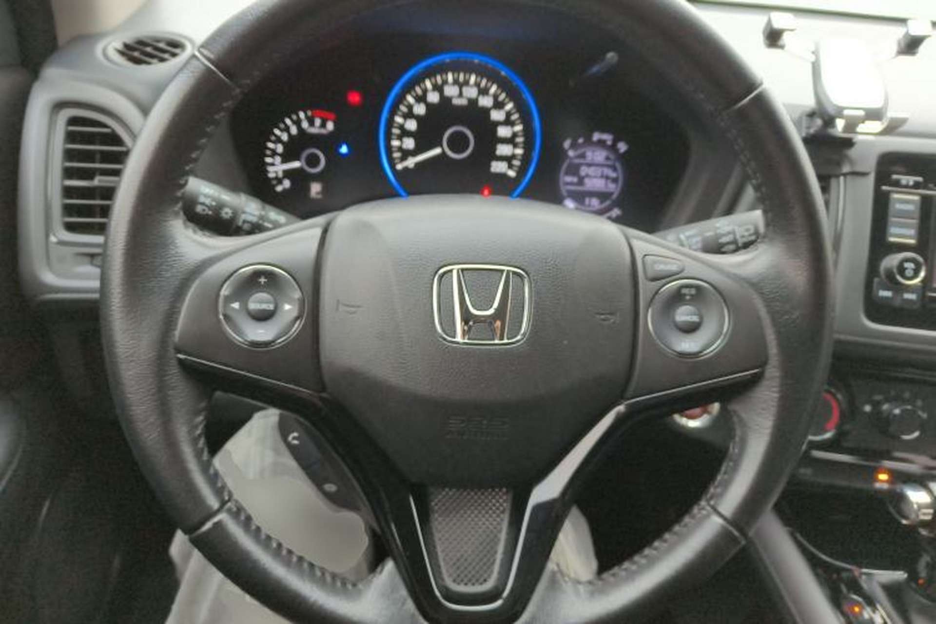 Used Honda Vezel 2018 1.5L CVT 2WD Technology Elite Model Steering Wheel