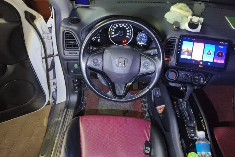 Used Honda Vezel 2018 1.5L CVT 2WD Technology Elite Model Steering Wheel