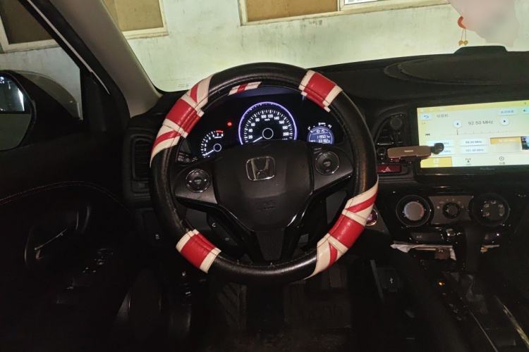 Used Honda Vezel 2018 1.5L CVT 2WD Technology Elite Model Steering Wheel