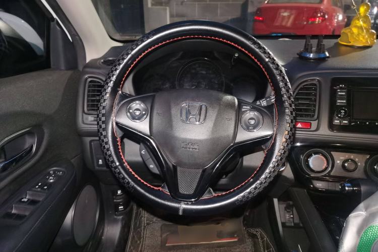 Used Honda Vezel 2018 1.5L CVT 2WD Technology Elite Model Steering Wheel