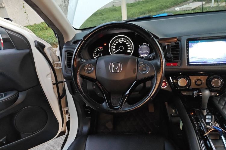Used Honda Vezel 2018 1.5L CVT 2WD Technology Elite Model Steering Wheel