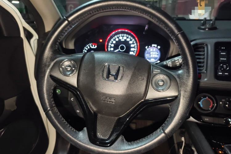 Used Honda Vezel 2018 1.5L CVT 2WD Technology Elite Model Steering Wheel