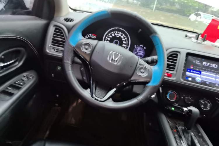 Used Honda Vezel 2018 1.5L CVT 2WD Technology Elite Model Steering Wheel