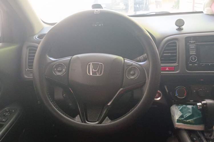 Used Honda Vezel 2018 1.5L CVT 2WD Technology Elite Model Steering Wheel