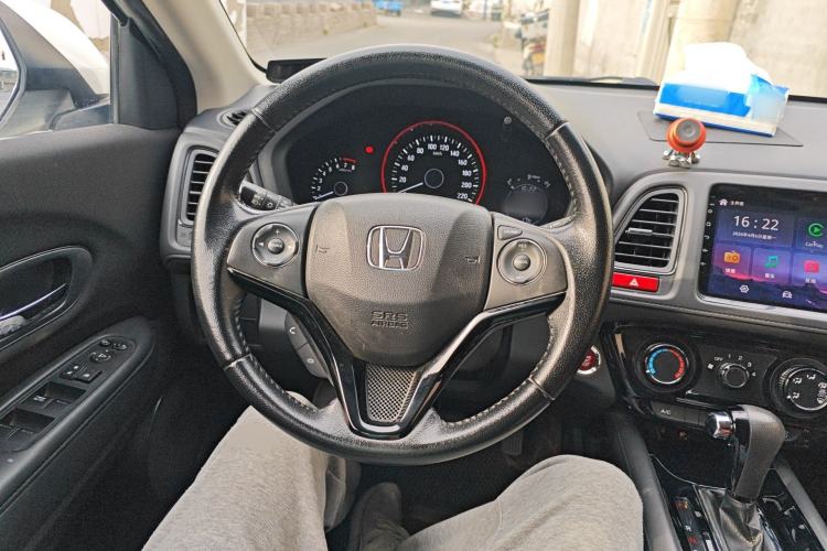 Used Honda Vezel 2018 1.5L CVT 2WD Technology Elite Model Steering Wheel