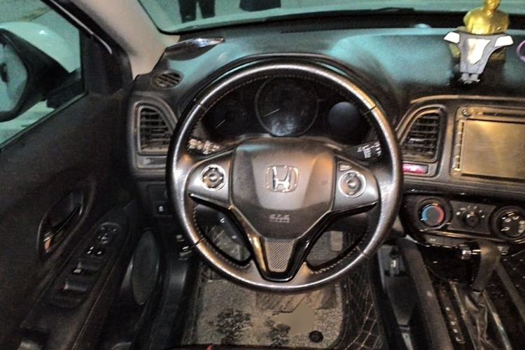 Used Honda Vezel 2018 1.5L CVT 2WD Technology Elite Model Steering Wheel