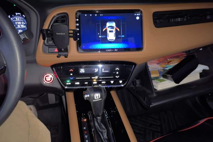 Used Honda Vezel 2019 220 TURBO CVT Luxury Edition China V Emission Standard Audio And AC Panel