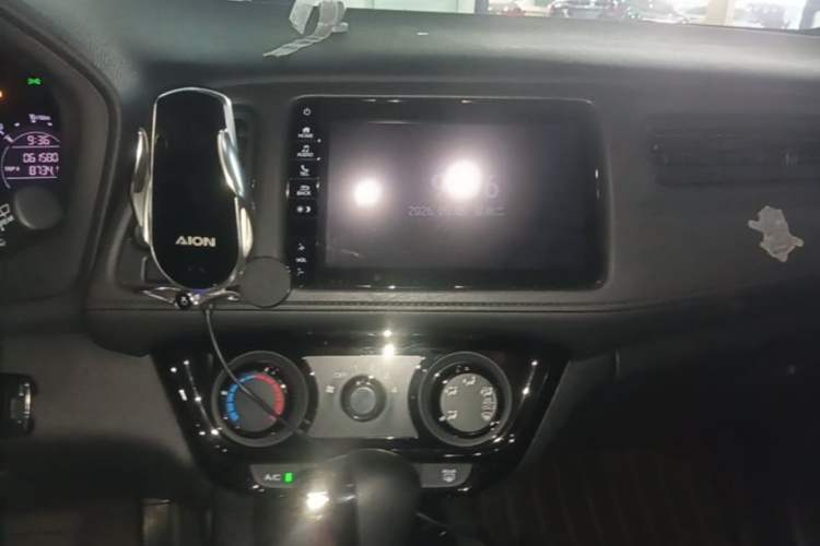 Used Honda Vezel 2019 1.5L CVT Pioneer Edition China VI Audio And AC Panel