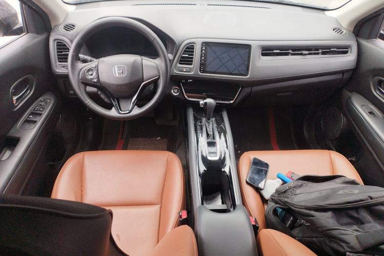 Used Honda Vezel 2019 220 TURBO CVT Elite Edition China VI Center Console