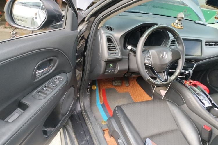 Used Honda Vezel 2019 220 TURBO CVT Luxury Edition China VI Driver Seat