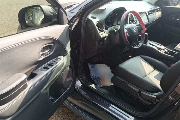 Used Honda Vezel 2019 220 TURBO CVT Luxury Edition China V Emission Standard Driver Seat